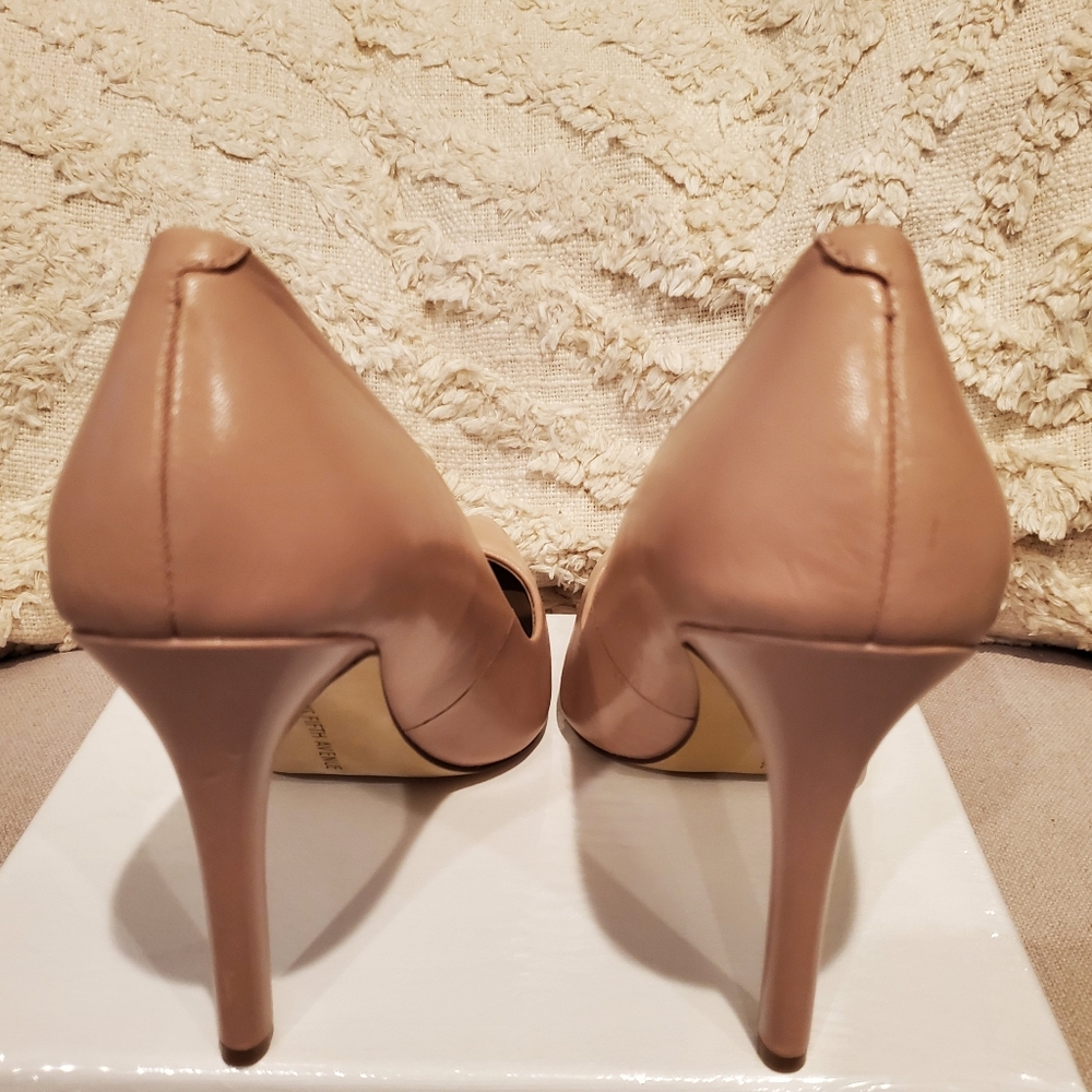 Saks Fifth Avenue Heels - Picture 4 of 10